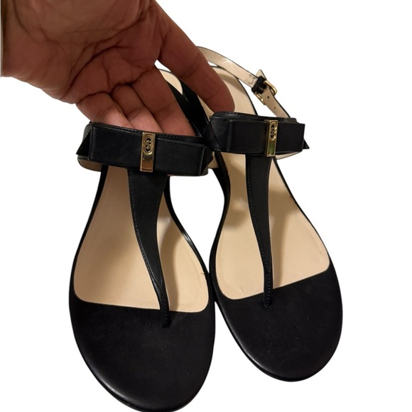 Cole Haan Tali Grand Bow
Womens 101/2 Black Leather Wedge Heel Sandals Strappy - Picture 12 of 15